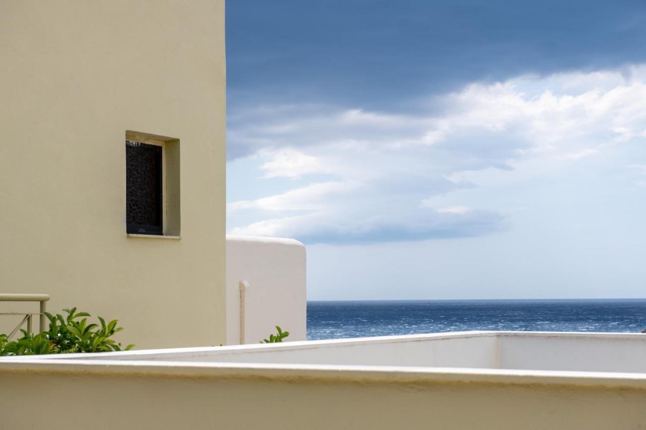Polyrizos Hotel Rodakino Exterior photo
